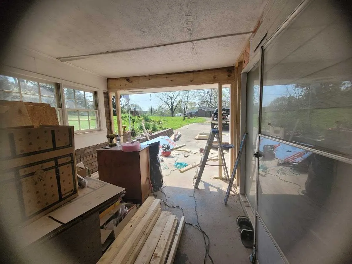 Air movers and dehumidifier for Water Mitigation Services in Woodbury